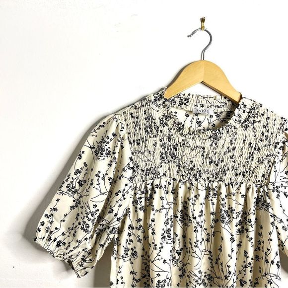 Indie & Co Cream Black Floral Smocked High Neck Blouse NWOT - Picture 2 of 5